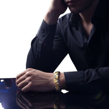 Onurla men's bracelet with silver and gold segments, industrial segment design, premium look.